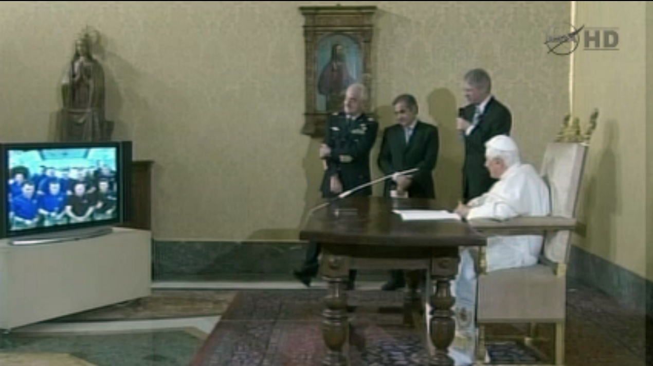 Pope Benedict XVI Makes 1st Heavenly Call to Astronauts in Space